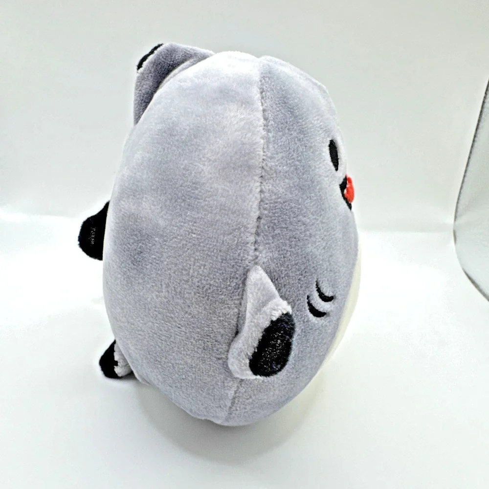 Squishmallows Mini 5"‎ Gordon Gray Shark Plush - Picture 3 of 6